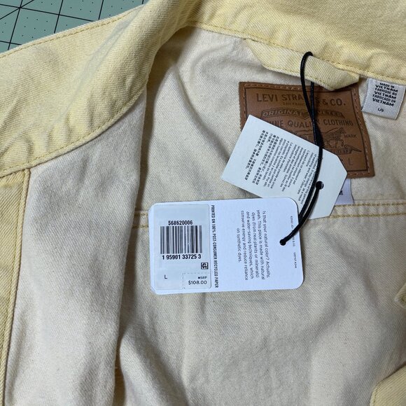 NWT Levi's Fresh Denim Jacket Men's Size Large Yellow Button Front MSRP $108 - Picture 9 of 9